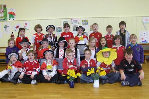 Extra St David's Day Pictures 2012 Pennar School