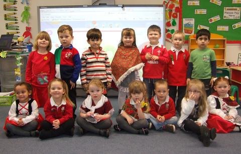 Extra St David's Day Pictures 2012 Pennar School