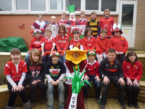 Extra St David's Day Pictures 2012 Croesgoch School