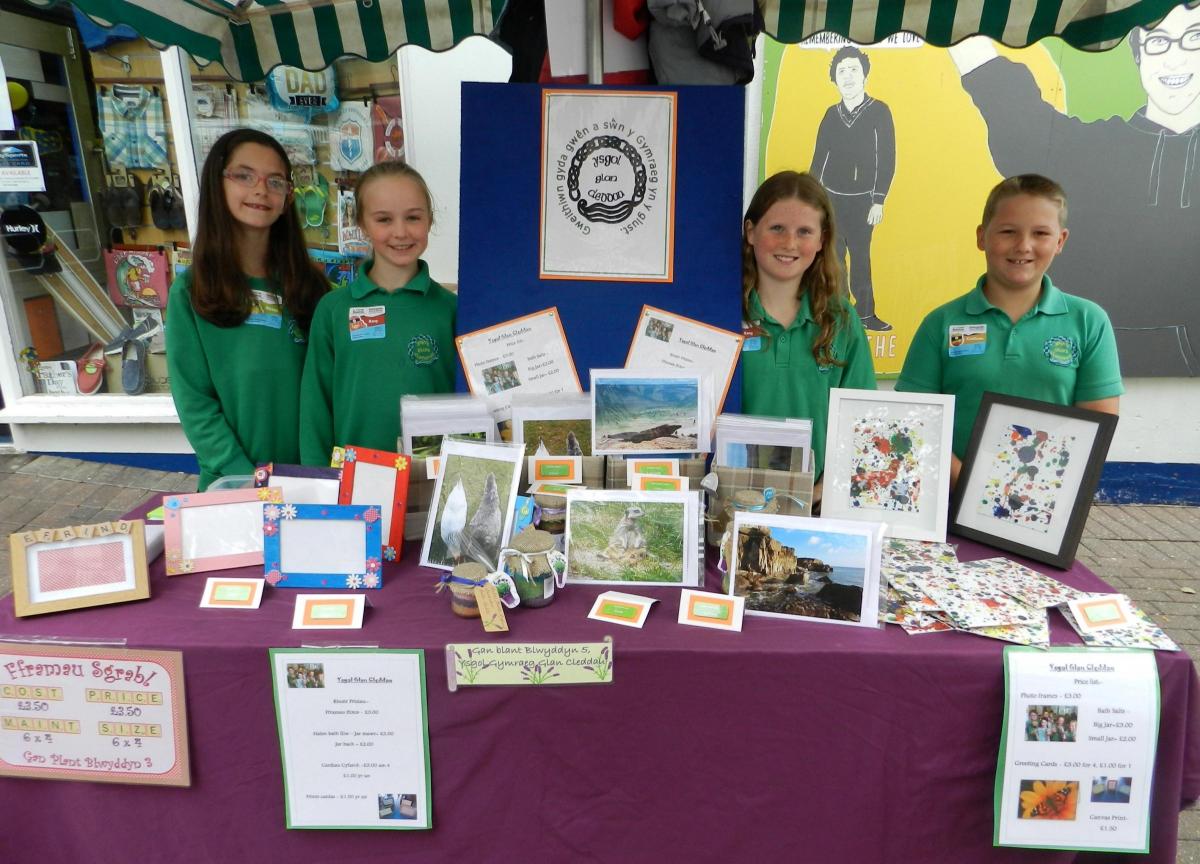 Ysgol Glan Cleddau were selling items made by youngsters throughout the school including colourful splash pictures from Year 3, bath salts from Year 5, cards with pictures taken by pupils in Year 4, and picture frames from Year 6.
Pembrokeshire Enterprise