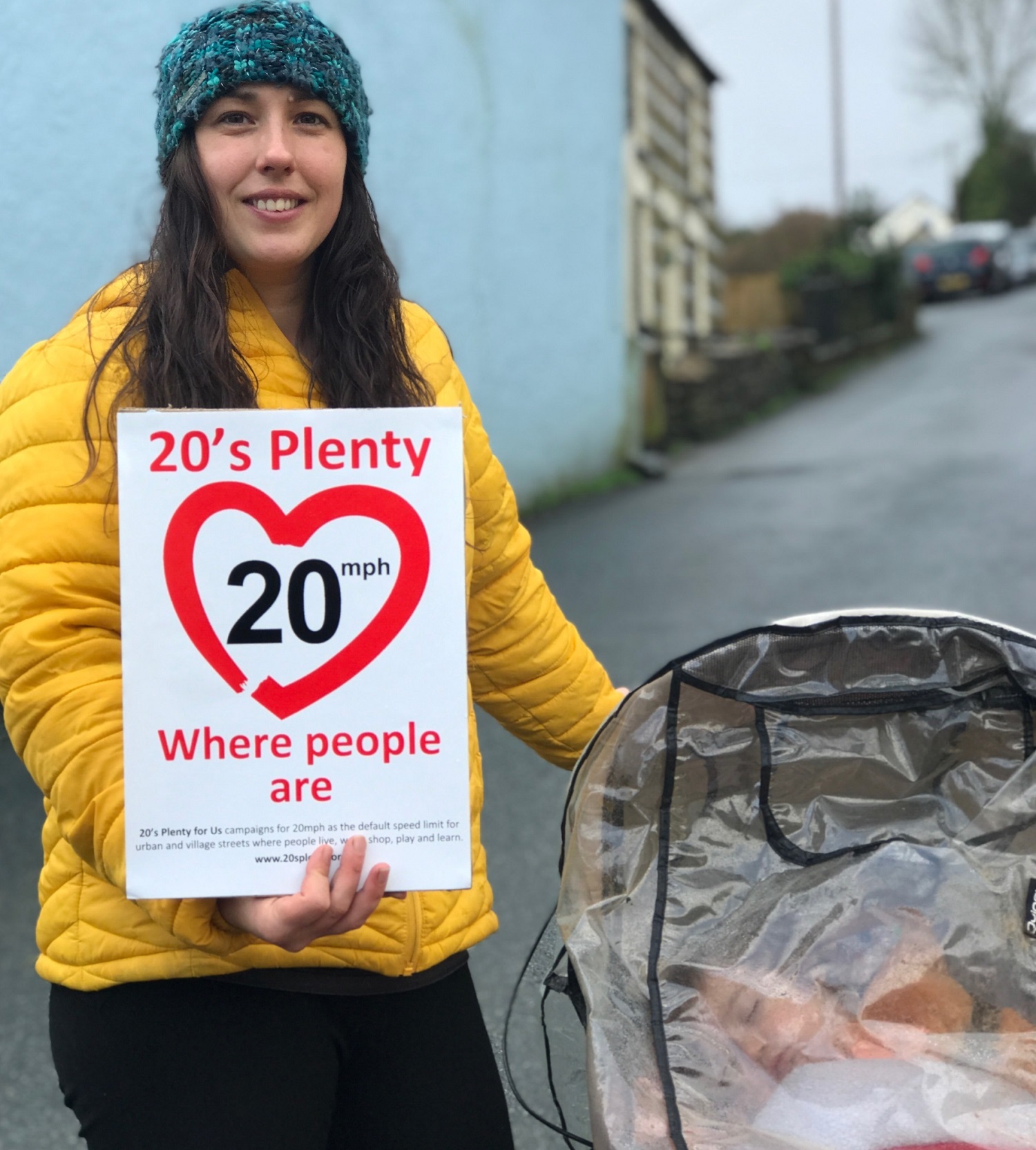 Anna Blackwood supports the 20 is Plenty campaign at St Dogmaels