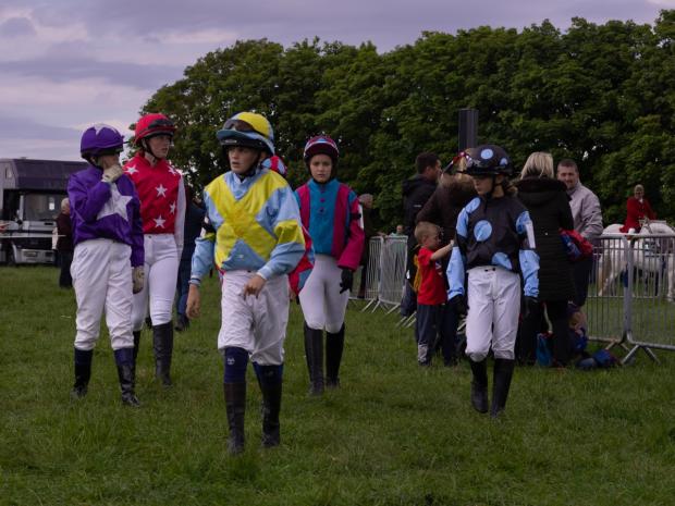 Western Telegraph: The young jockeys take to the field