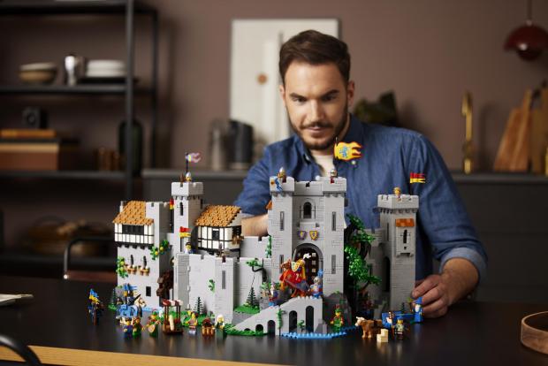Western Telegraph: LEGO® Lion Knights’ Castle. Credit: LEGO