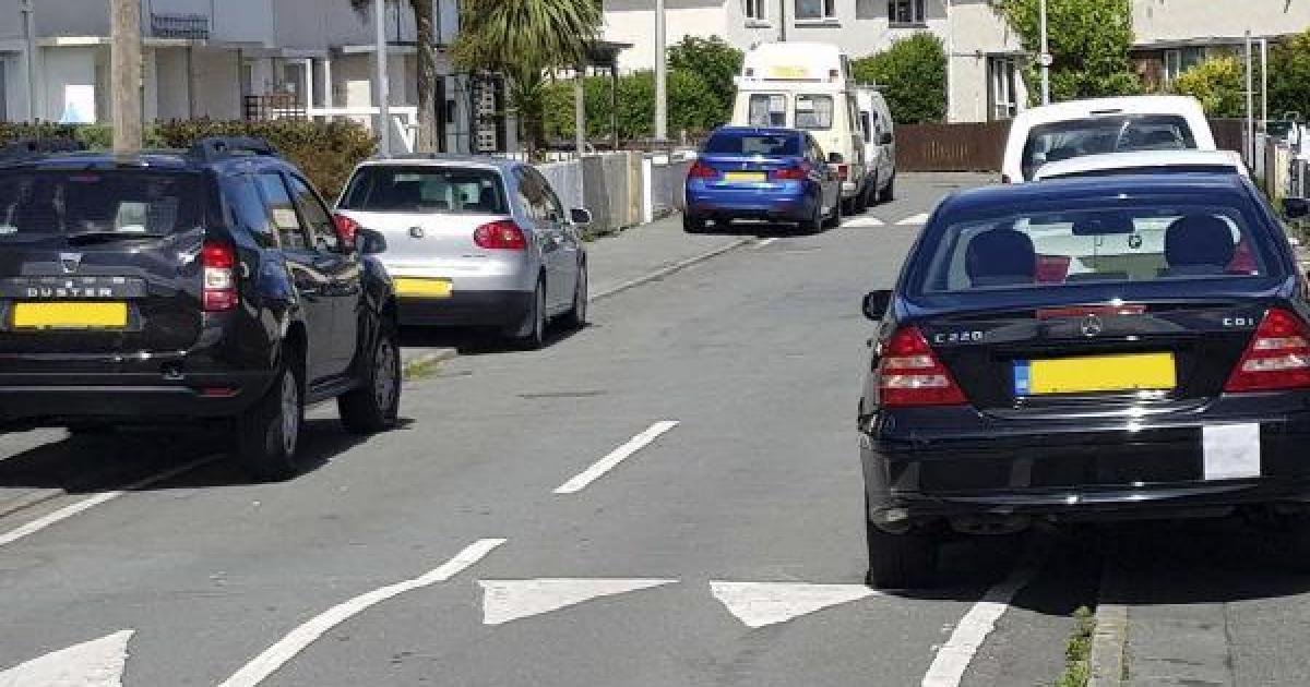 Haverfordwest councillor slams 'selfish and inconsiderate' motorists - Vimarsana News