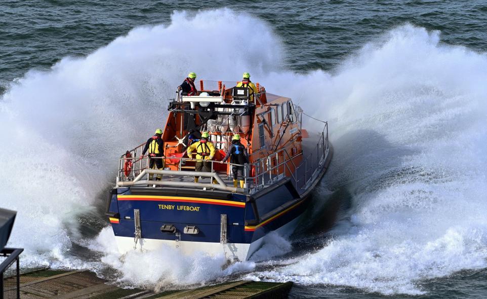Tenby Lifeboat launched to save person clinging to buoy | Western Telegraph 