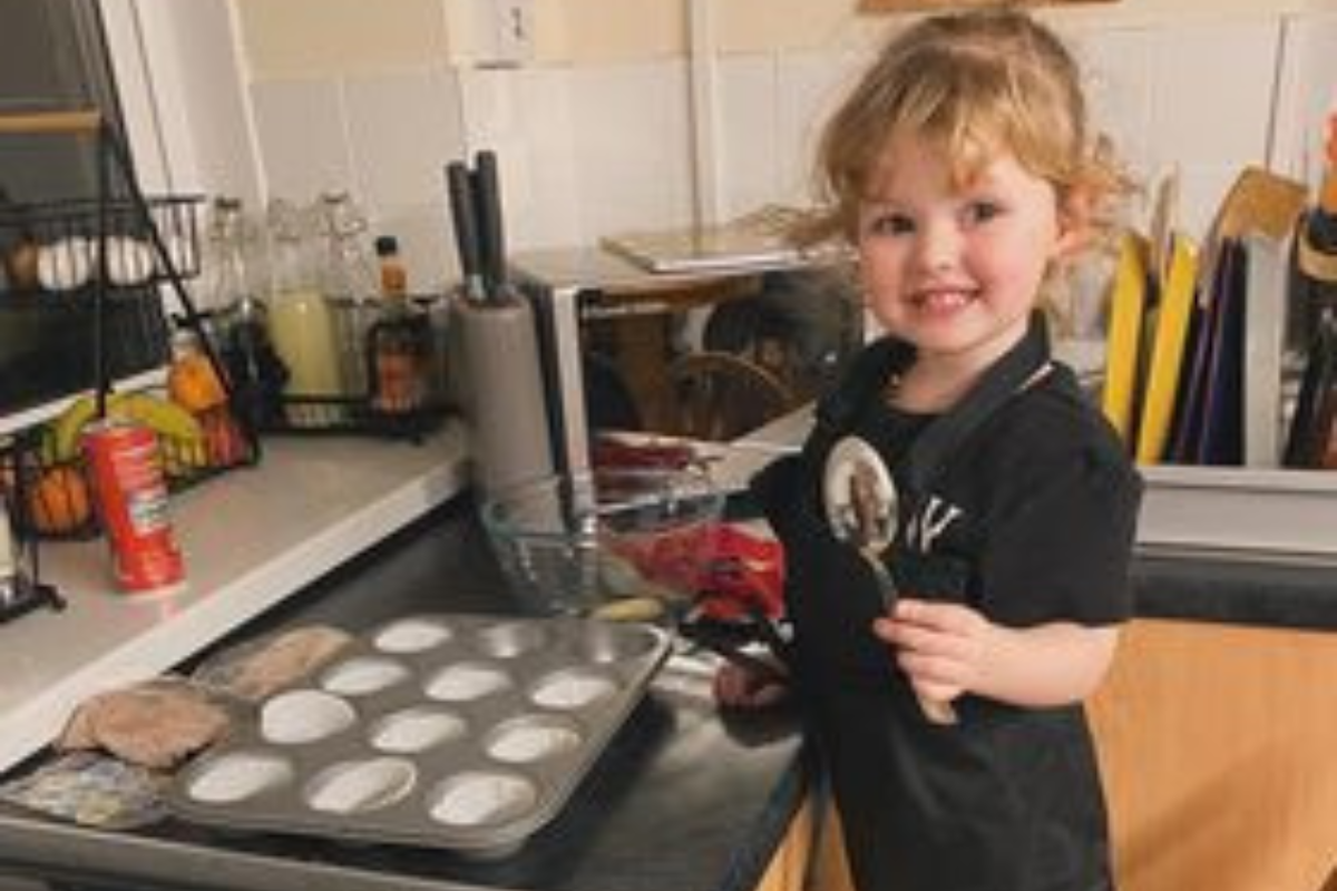 Pembrokeshire toddler chef becomes TikTok cooking sensation - Vimarsana News